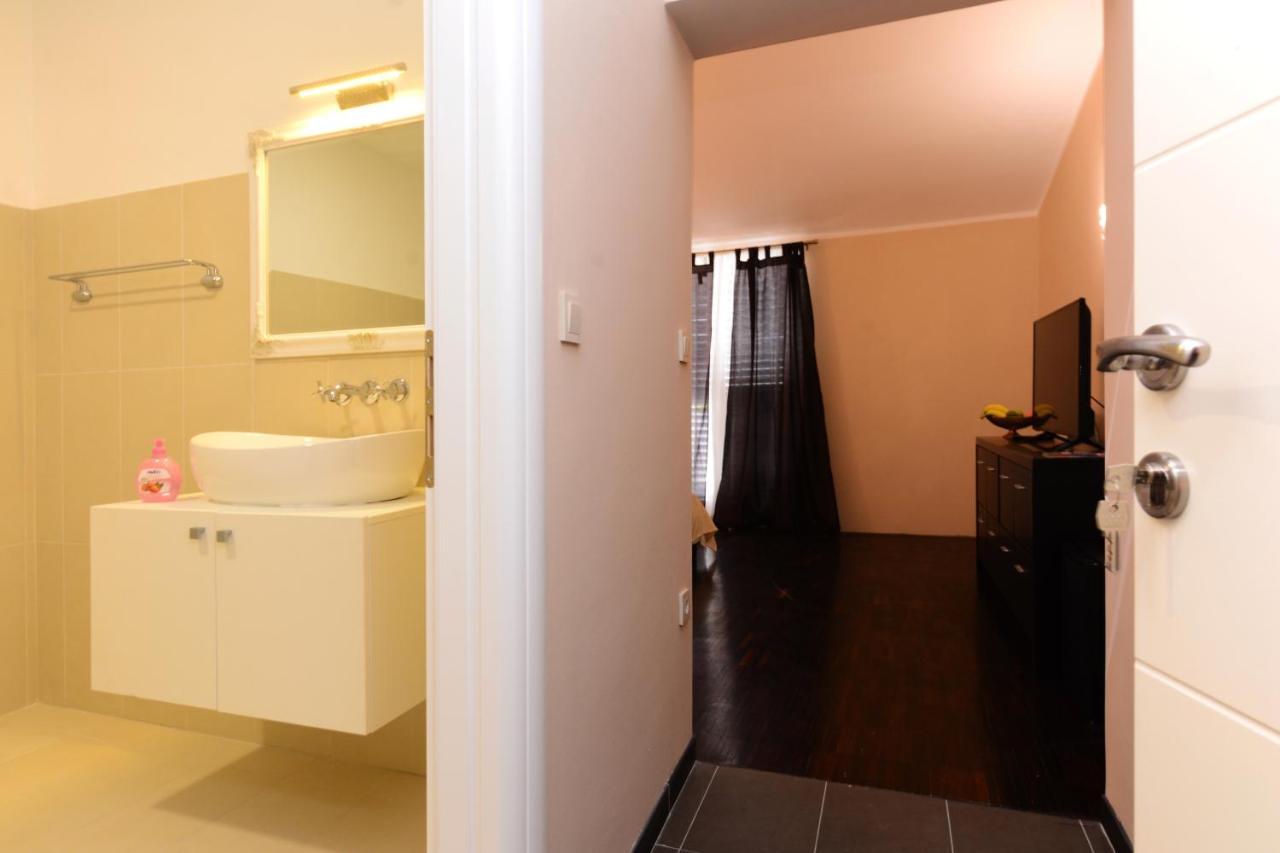 Luxury Room Uzorita B&B Šibenik Buitenkant foto